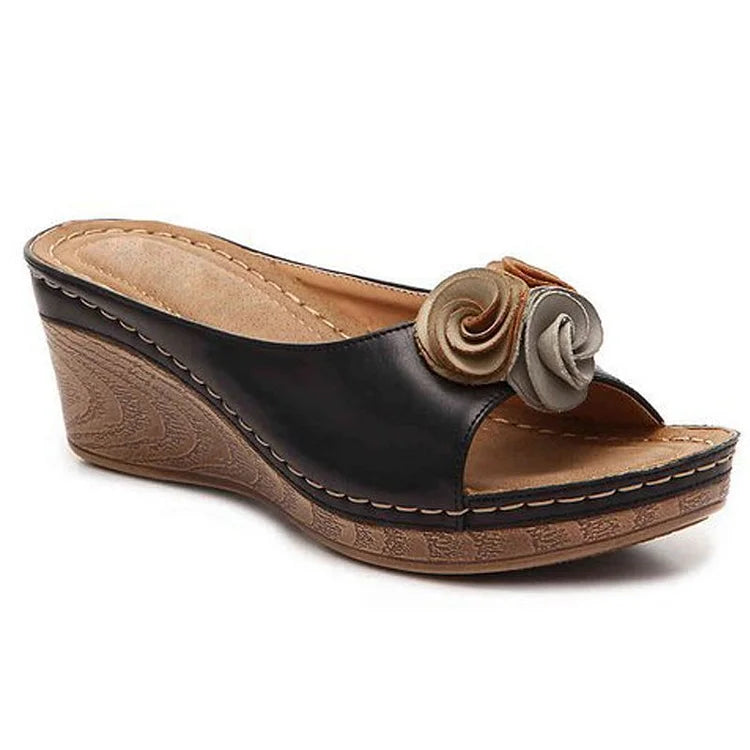 Fara | Ergonomische Sommersandale Mit Blumenriemen
