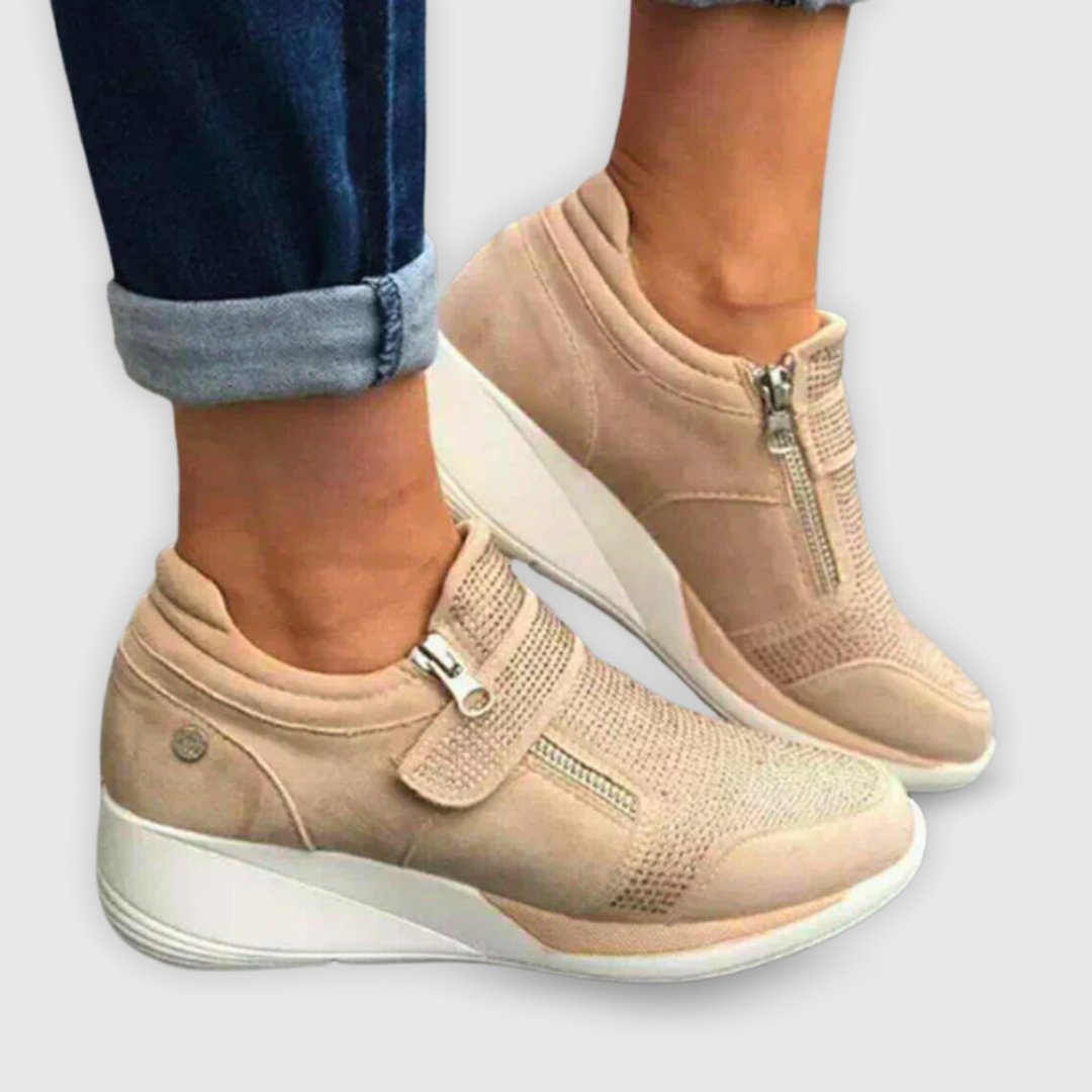 Jasmine | Keil-Sneaker Für StilbewussteFrauen