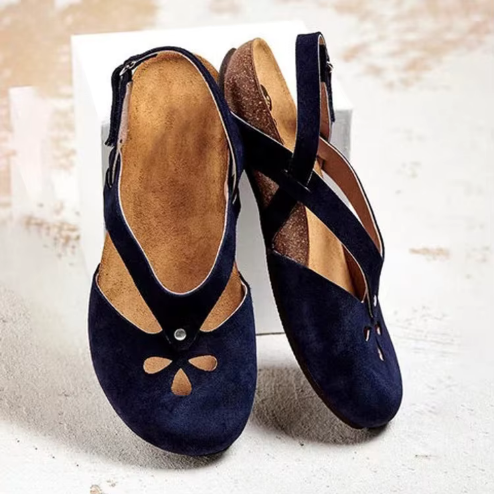 Helena Sandalen | Retro-Cut-Out-Design