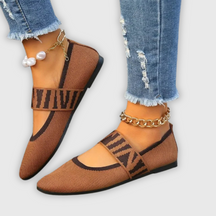 Klarstellen | Handgefertigte Ballerinas aus Strick