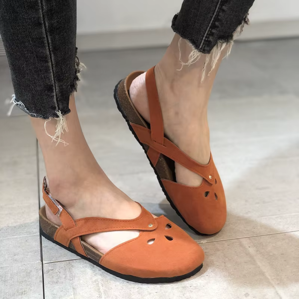 Helena Sandalen | Retro-Cut-Out-Design