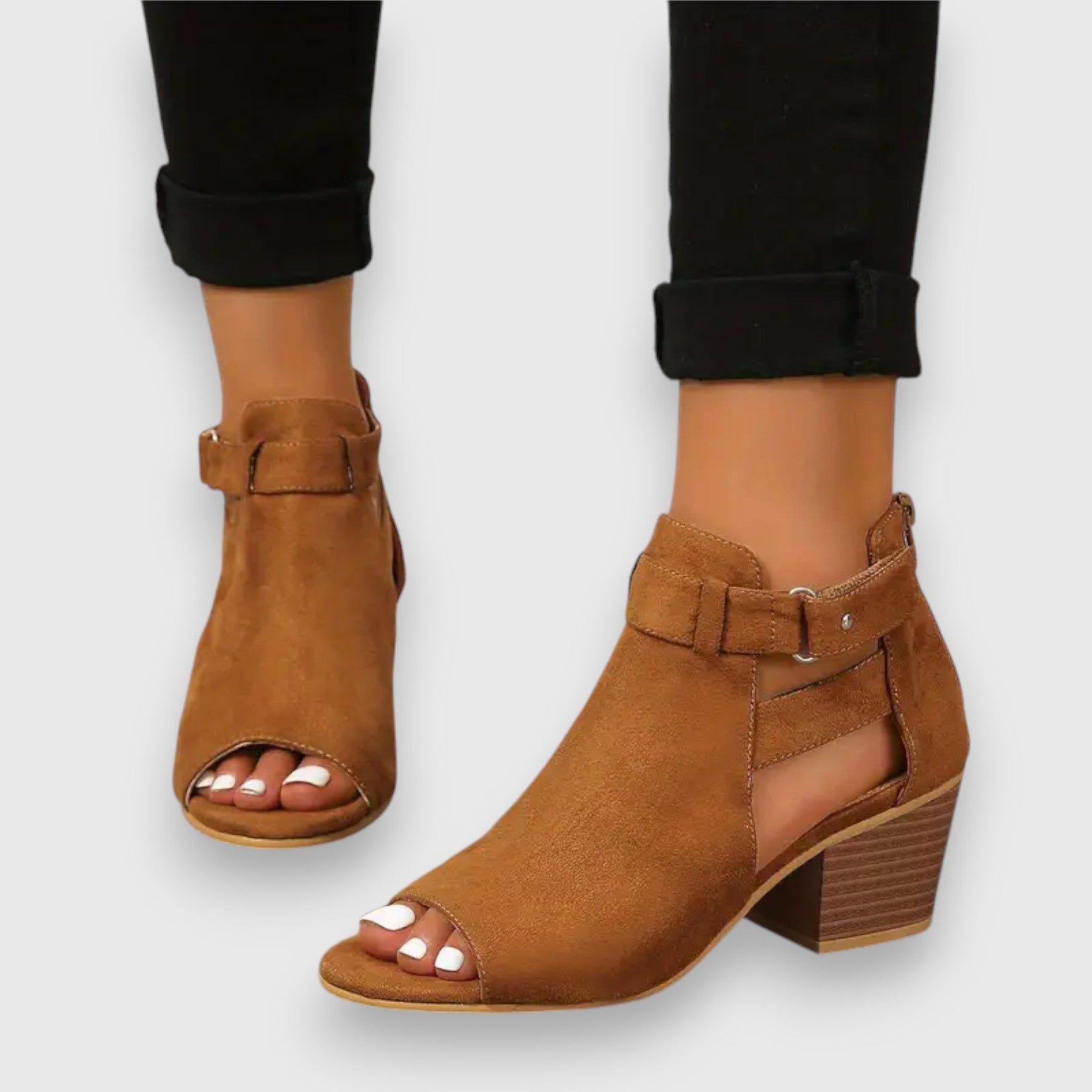 Nadia Blockabsatz-Sandalen | Retro Cut-Out Look