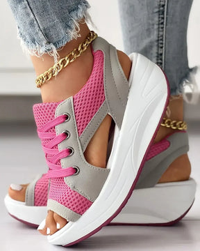 Luna | Stylische Muffin-Sandalen - Kontrastierende Einsätze