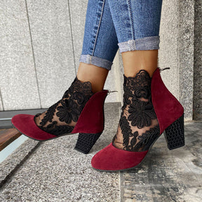 Mia Schnürstiefeletten | Elegante Florale Spitze