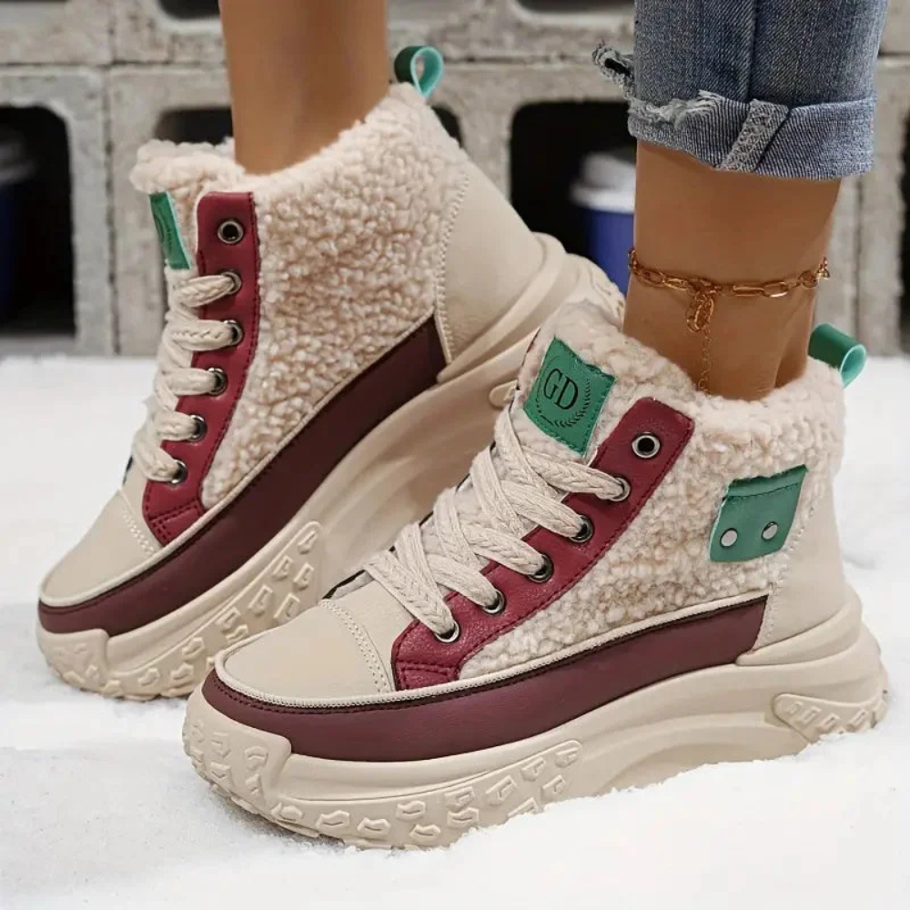 Kate Stiefel | Kuschelige Plateaustiefel