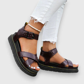 Nina | Sporty Sandalen