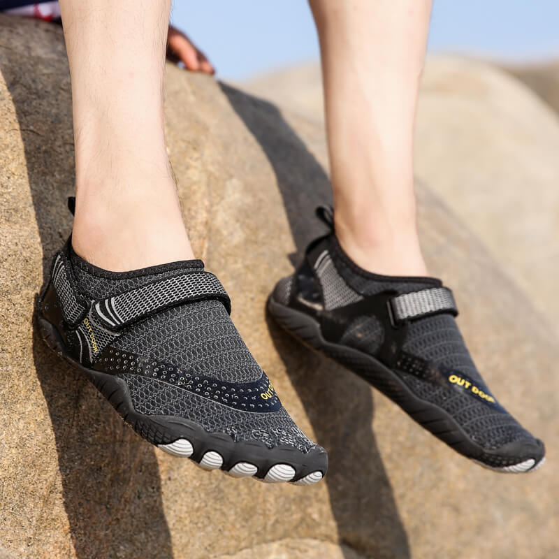 Herren Barfuß | Minimalistische Cross-Training-Schuhe – Ultraleicht mit schwarzen Bolzen